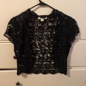 Crop lace cover